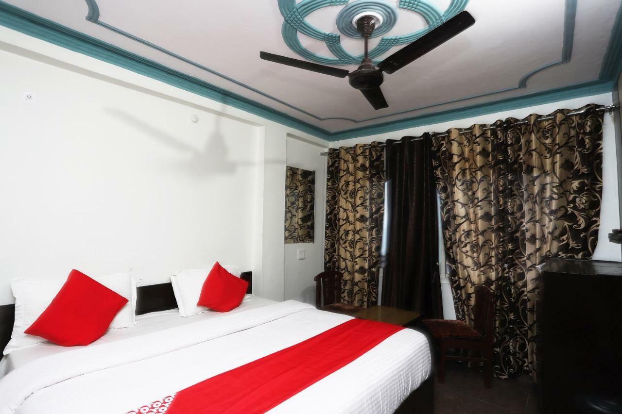 Oyo 43694 Hotel Hillson Pauri Dış mekan fotoğraf