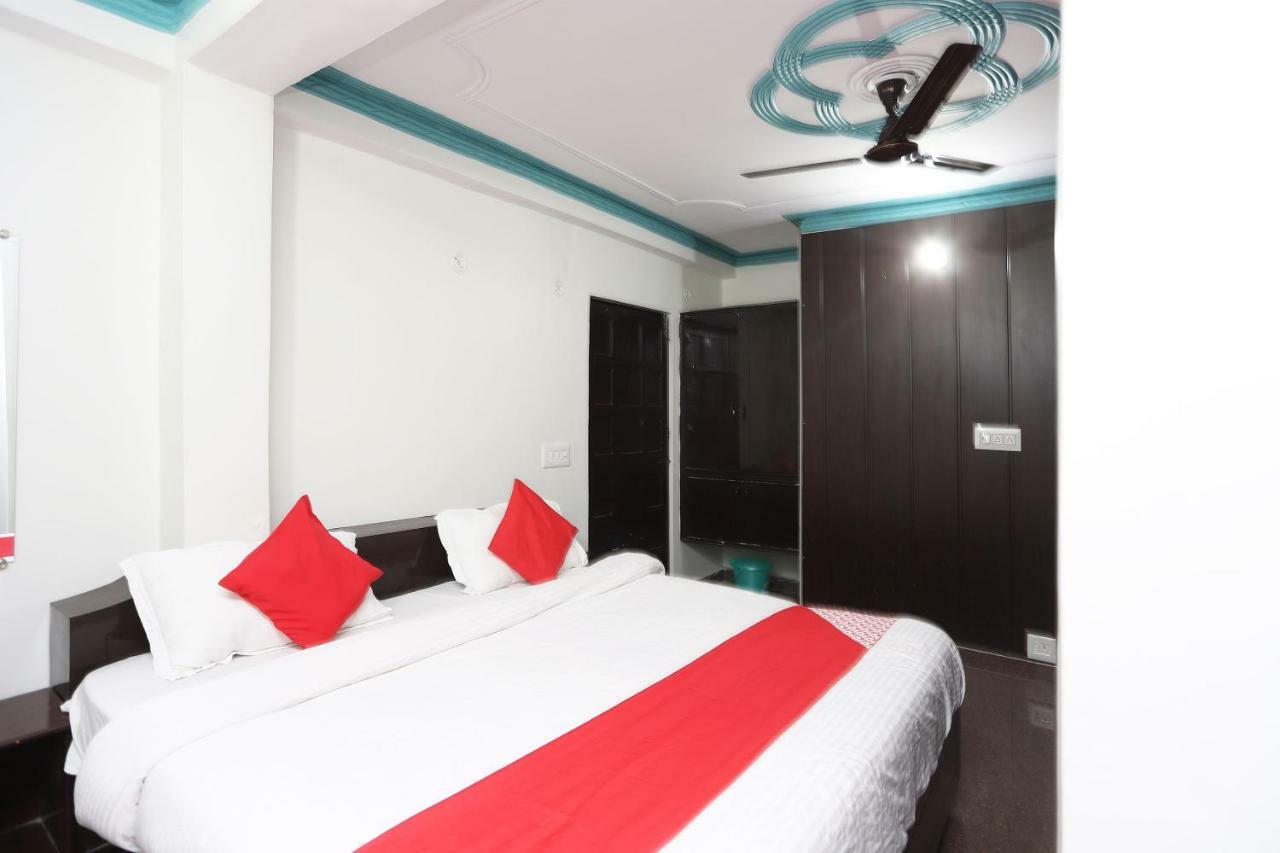 Oyo 43694 Hotel Hillson Pauri Dış mekan fotoğraf
