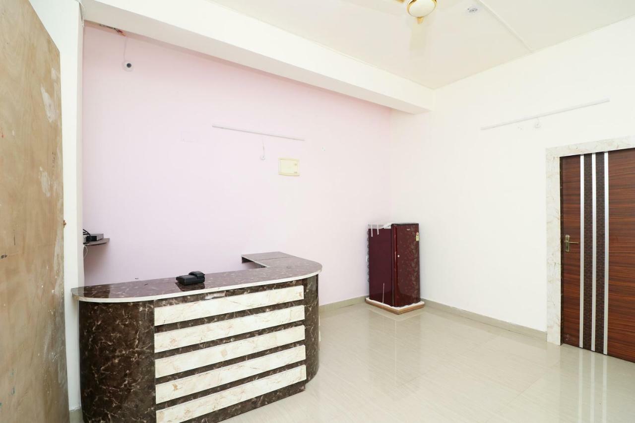 Oyo 43694 Hotel Hillson Pauri Dış mekan fotoğraf